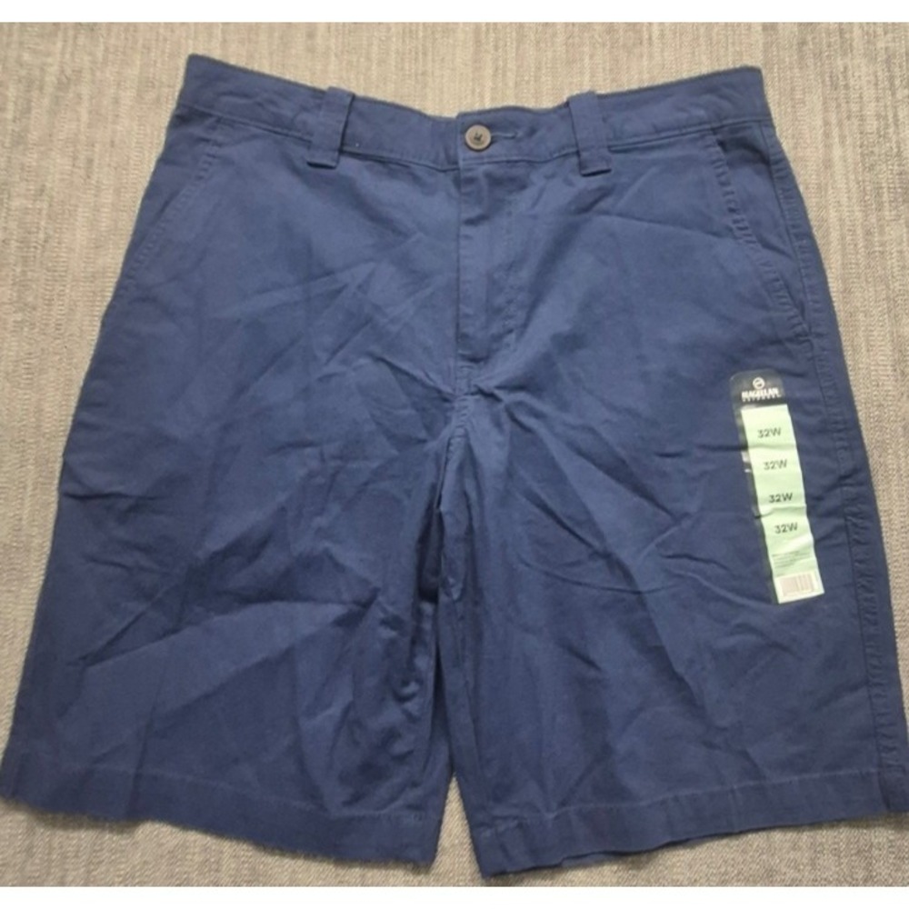 NWT Magellan Outdoors men's blue shorts sz. 32 flat front‎ 10" inseam pockets